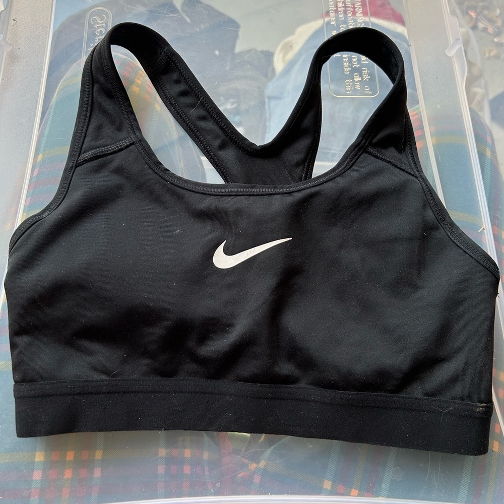 nike sports bra